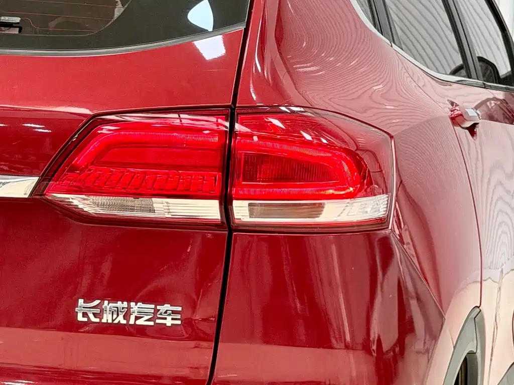 Haval H2s 2017 — фото 8