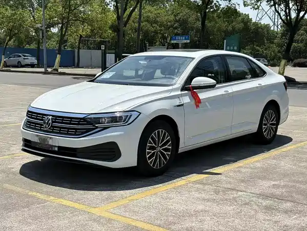 Volkswagen Sagitar 2024