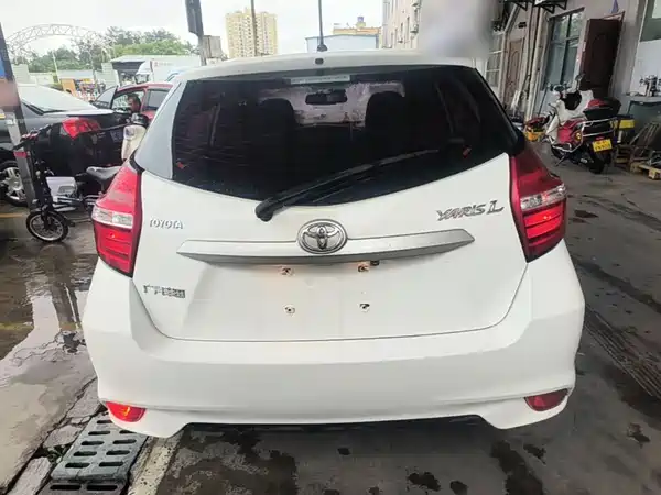 Toyota Yaris L 2019