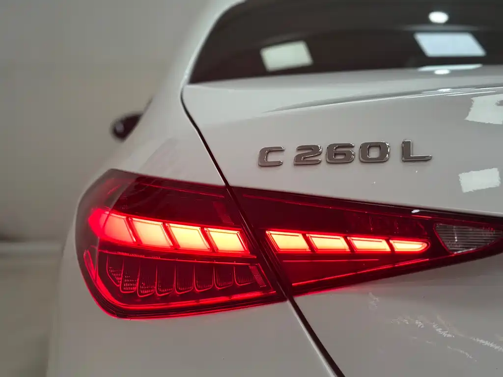 Mercedes-Benz C-Class 2022 — фото 20