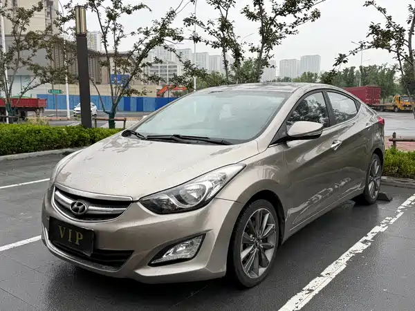 Hyundai Elantra Langdong 2015