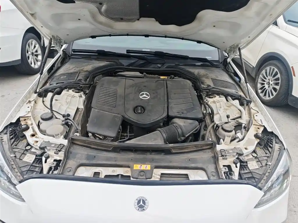Mercedes-Benz C-Class 2024 — фото 20