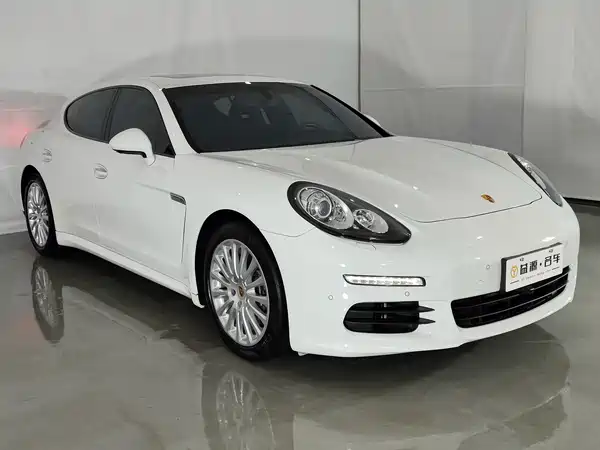 Porsche Panamera 2014