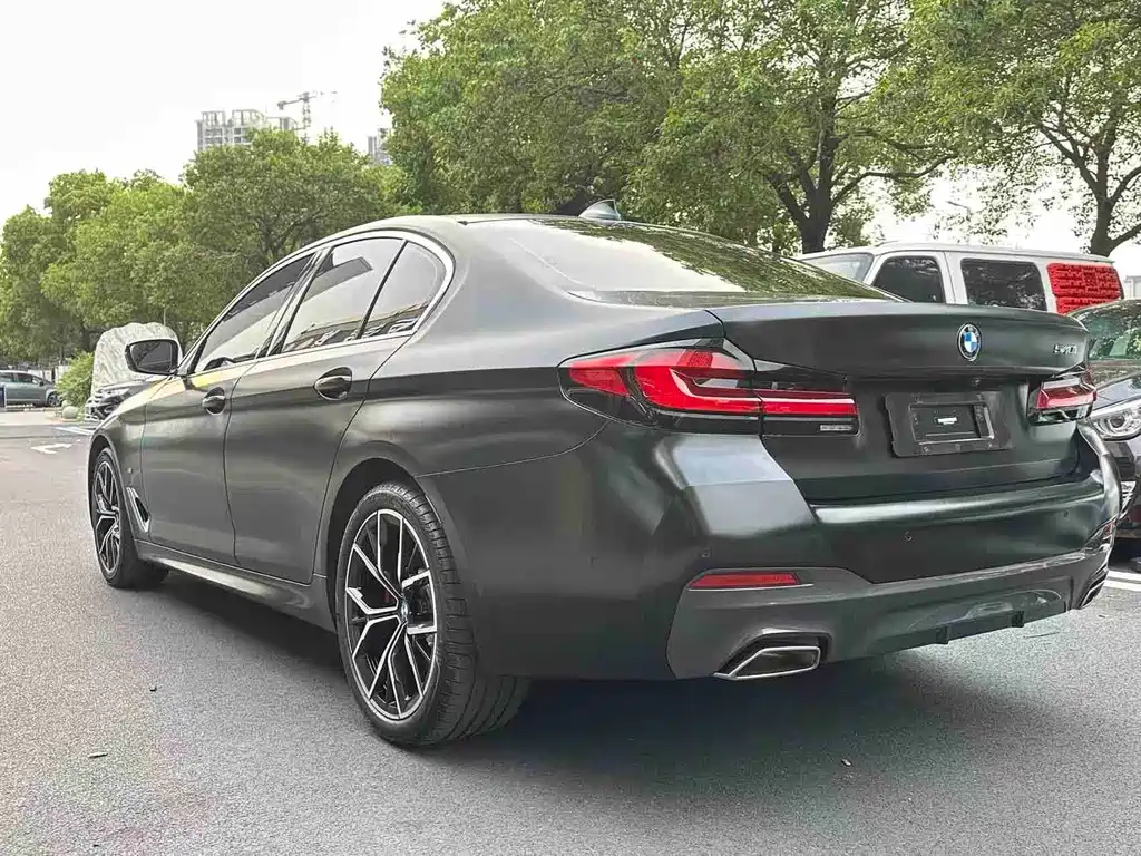 BMW 5 Series 2022