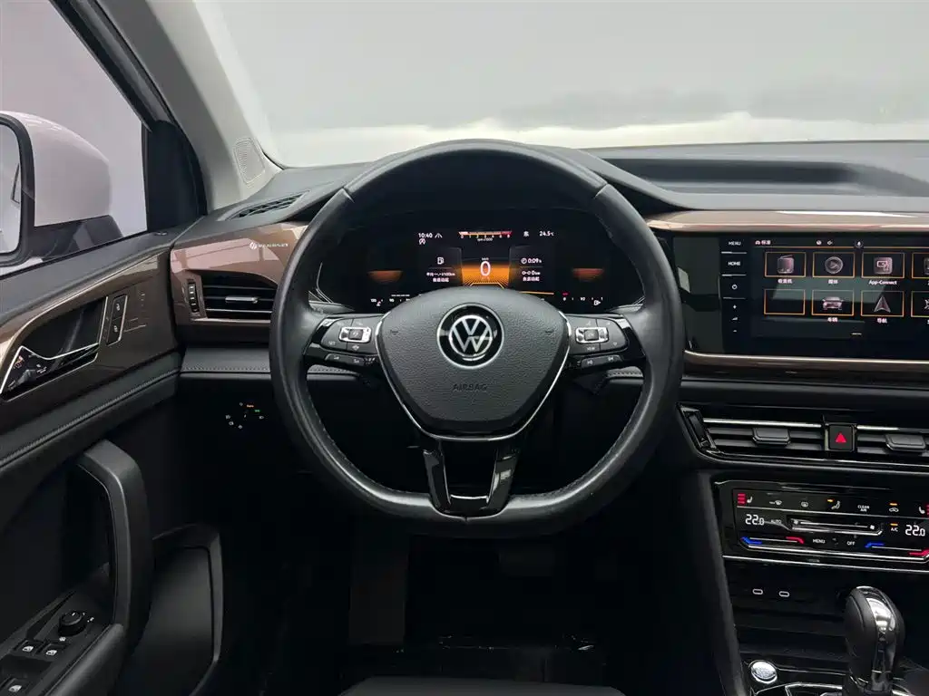 Volkswagen Tharu 2022 — фото 20