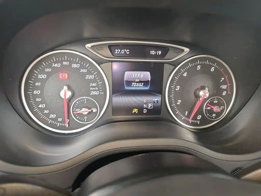 Mercedes-Benz B-Class 2016 — фото 12