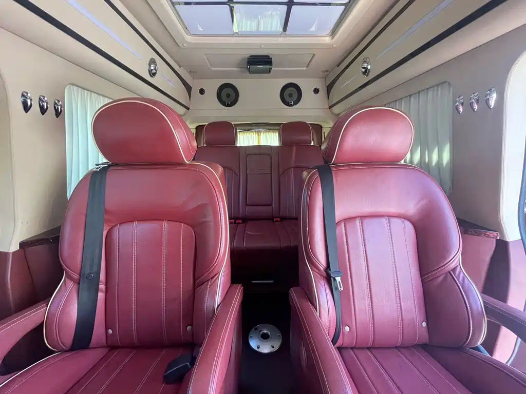 Mercedes-Benz Vito 2018 — фото 10