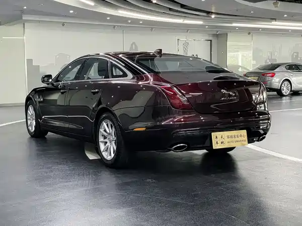 Jaguar XJ 2017
