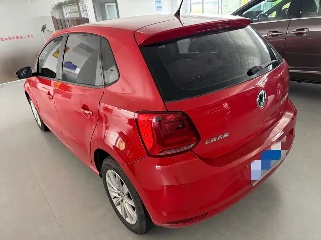 Volkswagen Polo 2015