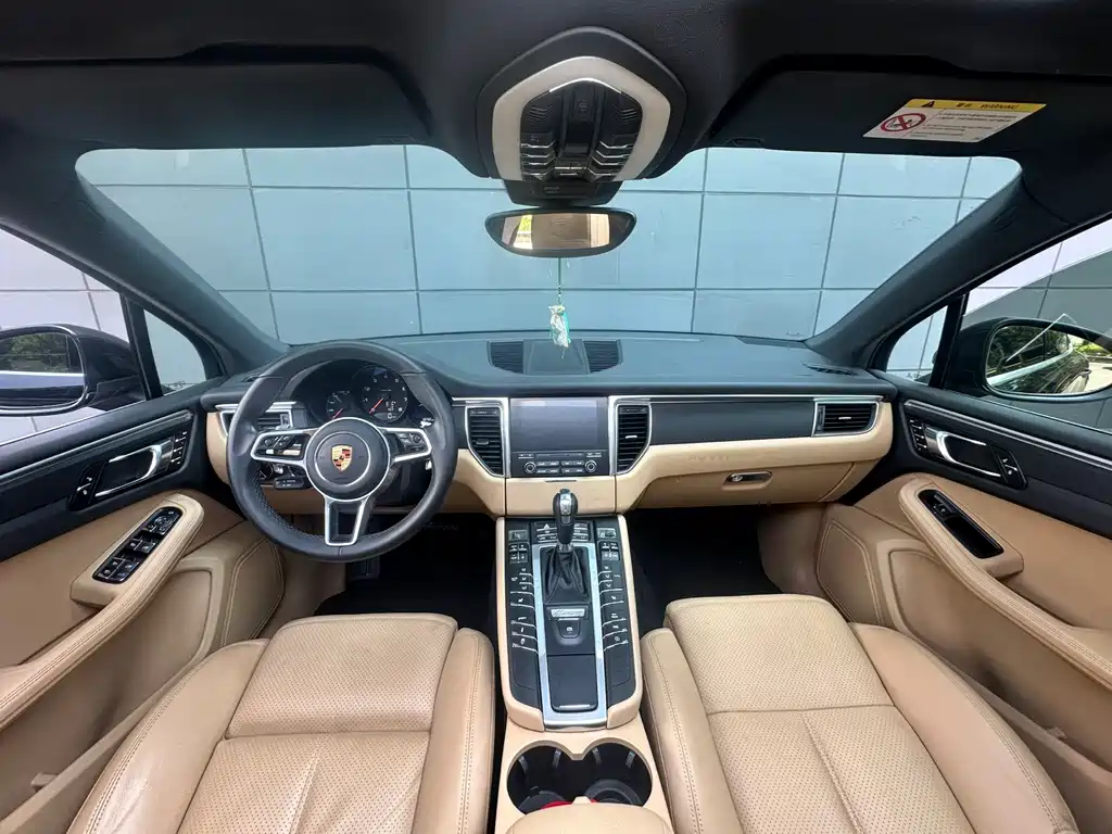 Porsche Macan 2018 — фото 6