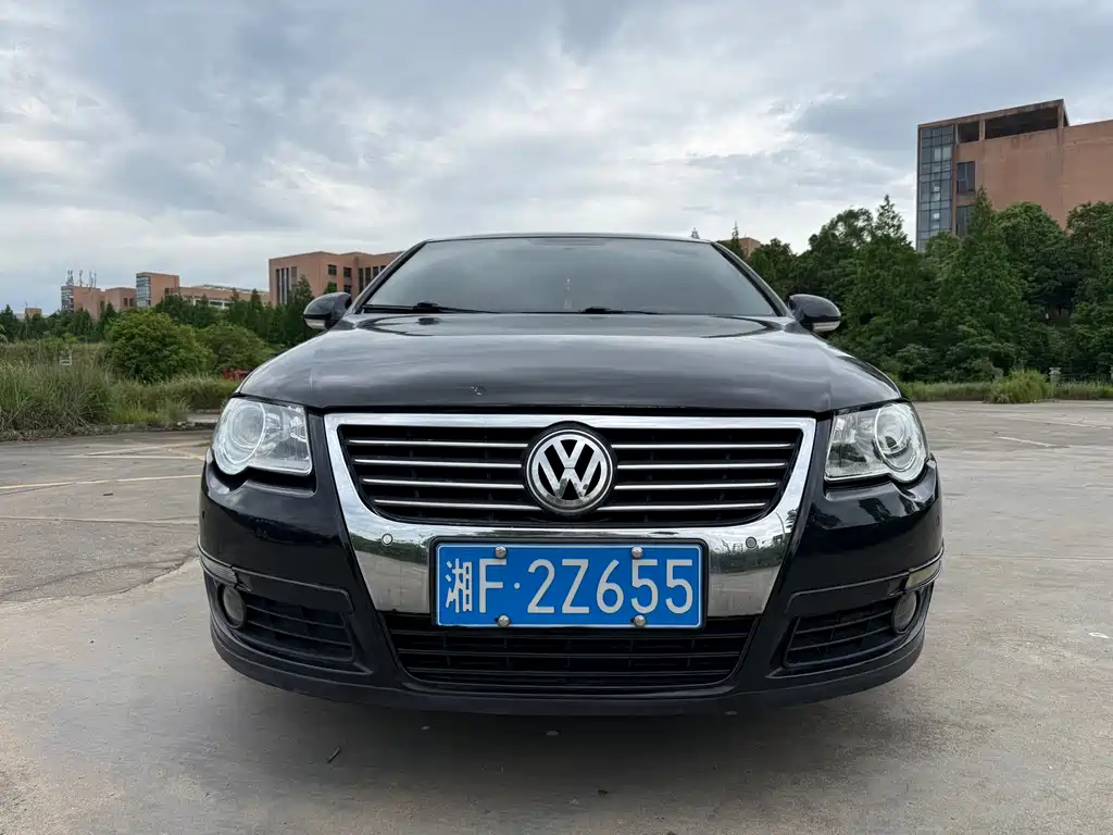 Volkswagen Magotan 2011