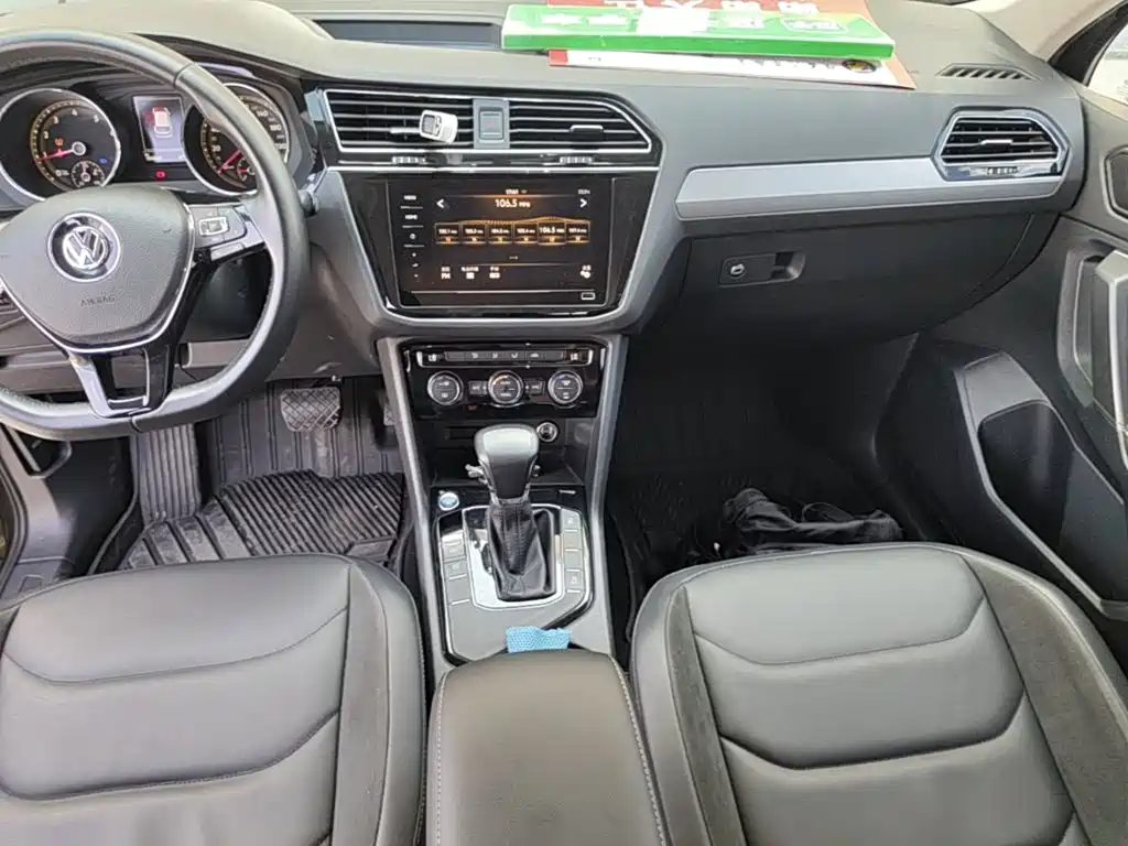 Volkswagen Tiguan L 2020 — фото 13