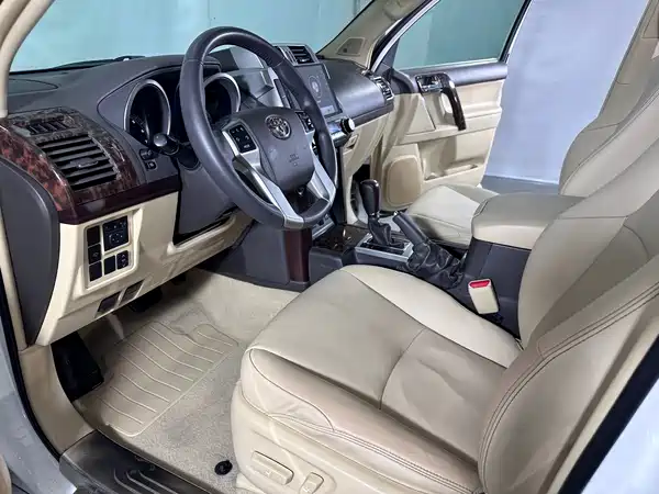 Toyota Prado 2016