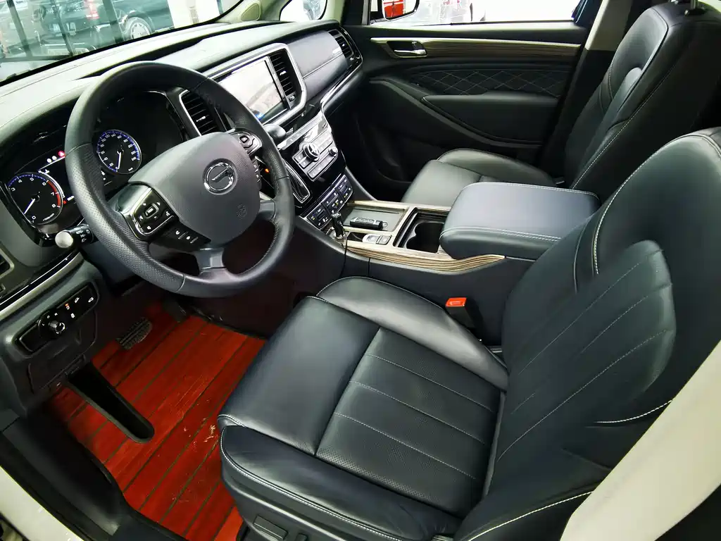 GAC Motor Trumpchi M8 2019 — фото 11