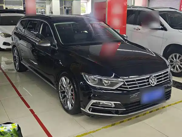 Volkswagen Viloran 2017
