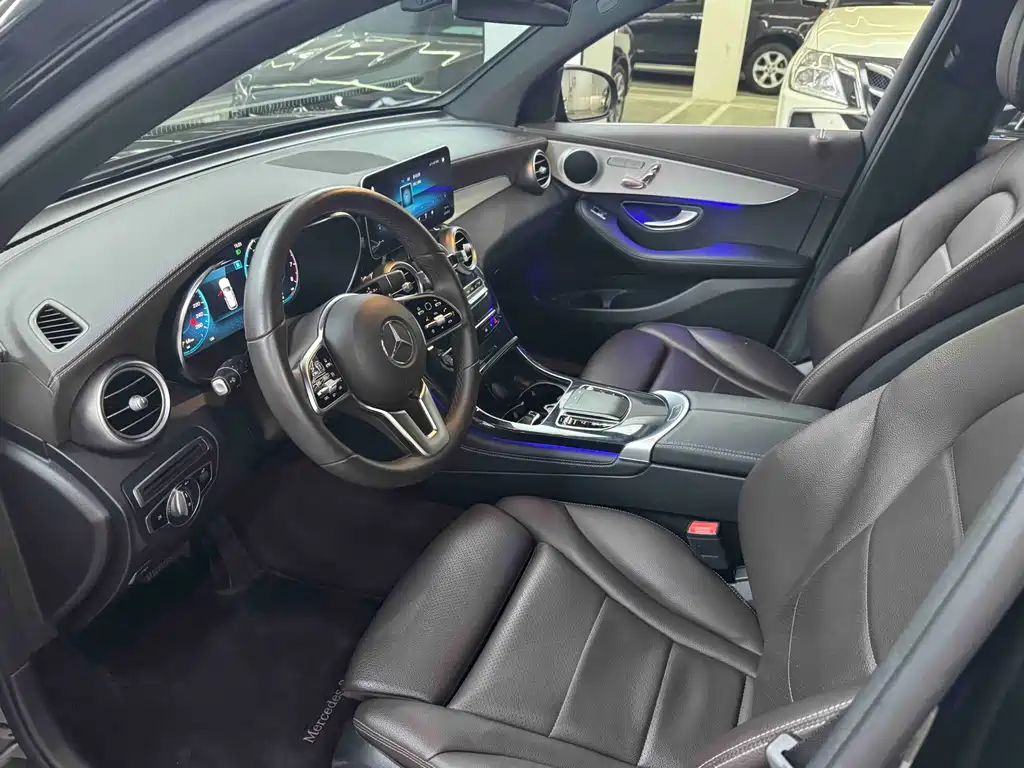Mercedes-Benz GLC 2021