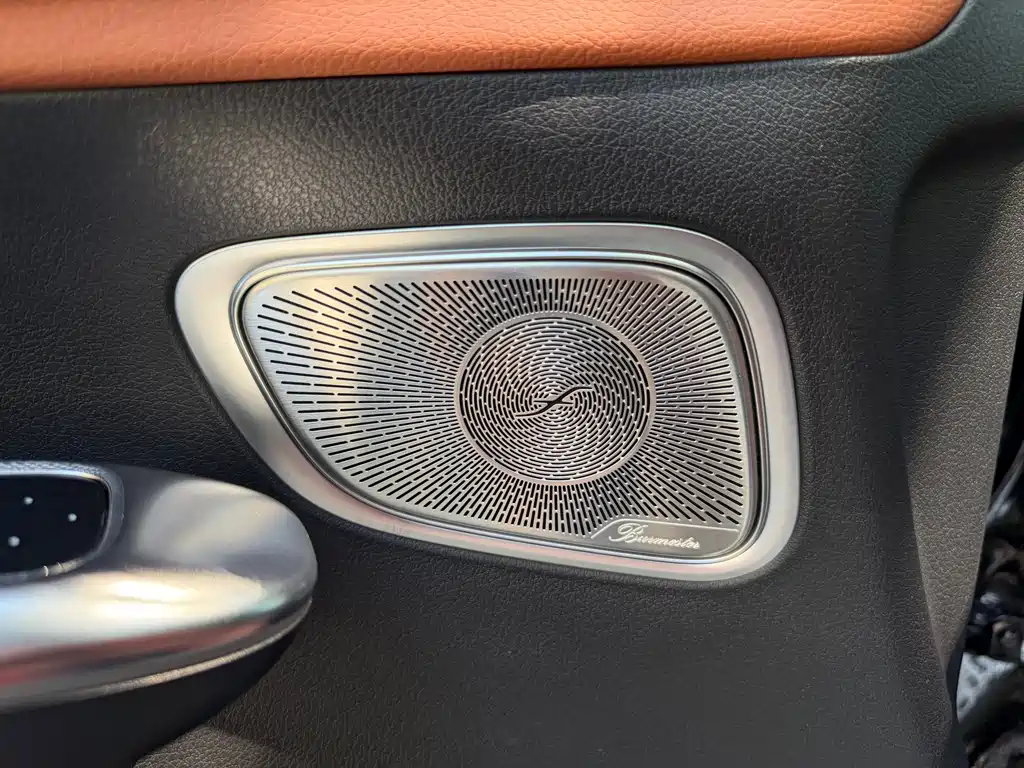 Mercedes-Benz GLC 2023