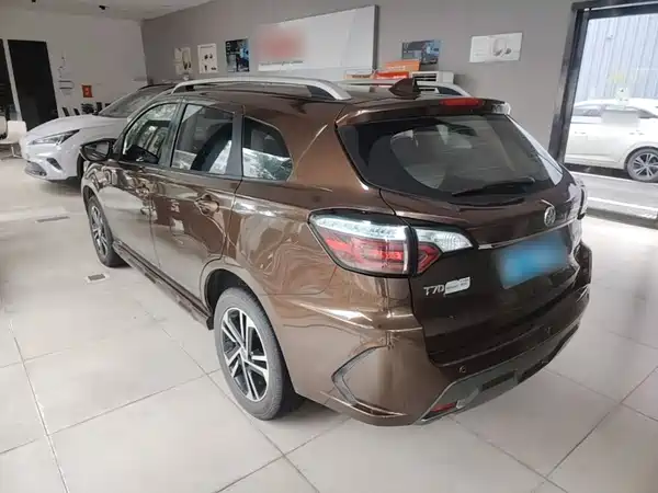 Venucia T70 2018