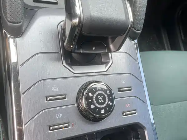 Jetour Traveller 2023