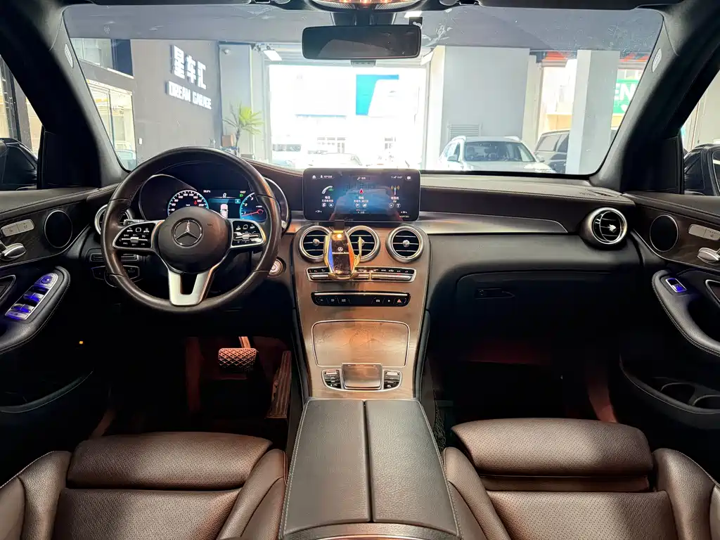 Mercedes-Benz GLC 2020