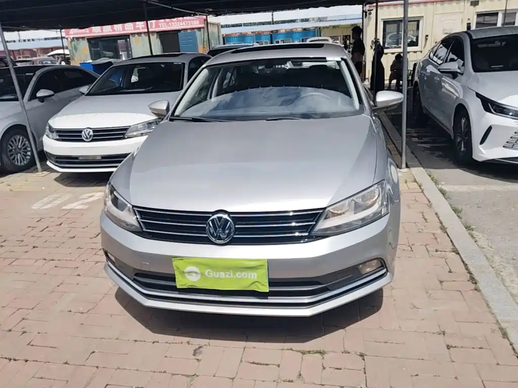 Volkswagen Sagitar 2019