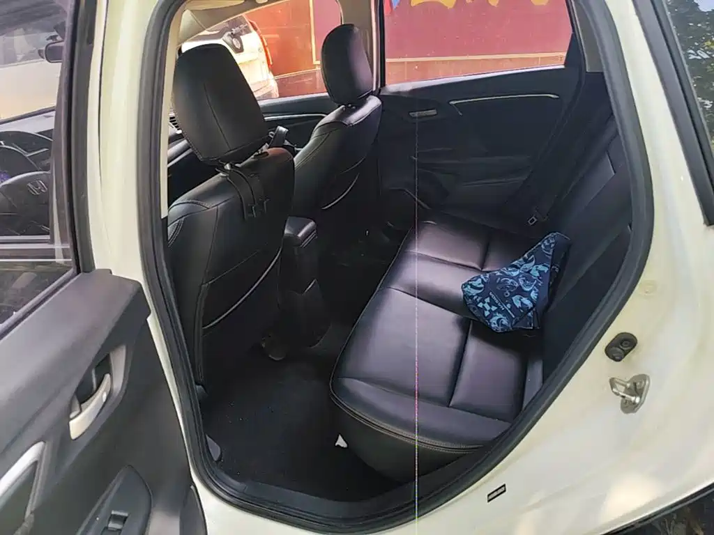 Honda Fit 2018 — фото 17