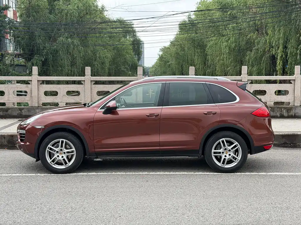 Porsche Cayenne 2013
