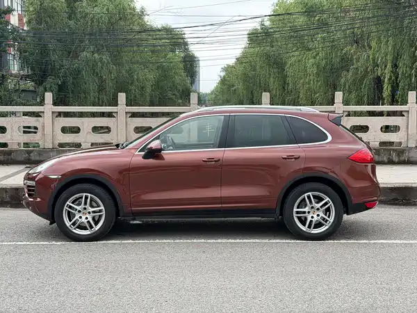Porsche Cayenne 2013