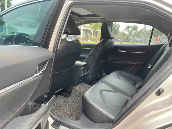 Toyota Camry 2023