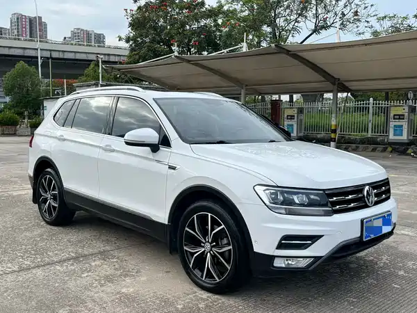 Volkswagen Tiguan L 2020