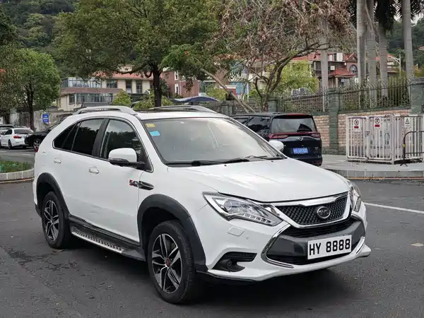 BYD Tang New Energy 2016