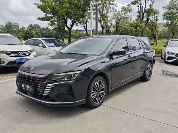Dongfeng Yixuan MAX 2022