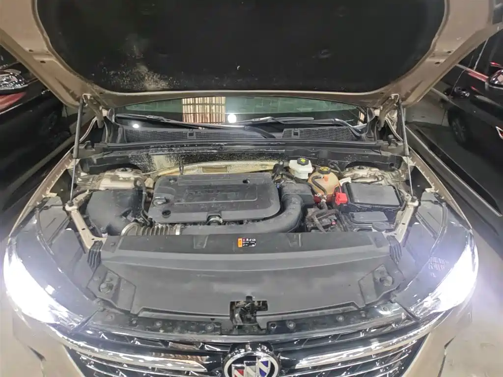 Buick Envision Plus 2023 — фото 20