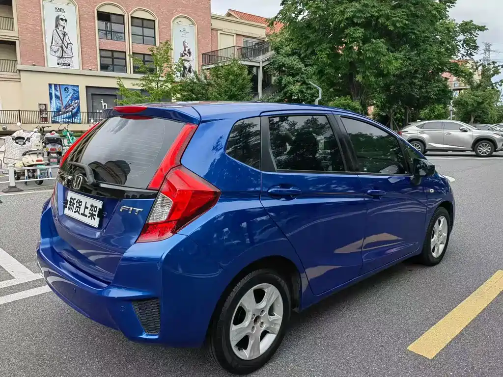 Honda Fit 2014 — фото 9