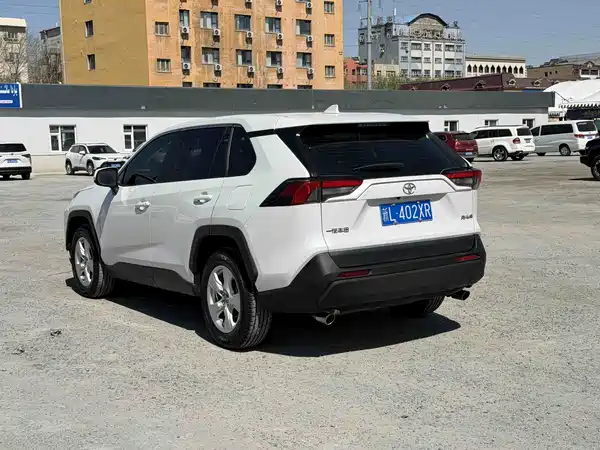 Toyota RAV4 2023