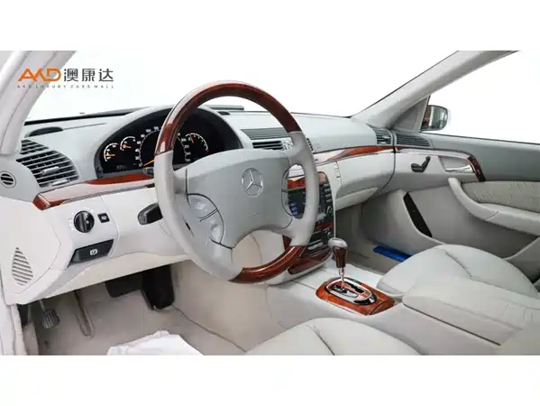 Mercedes-Benz S-Class 2004