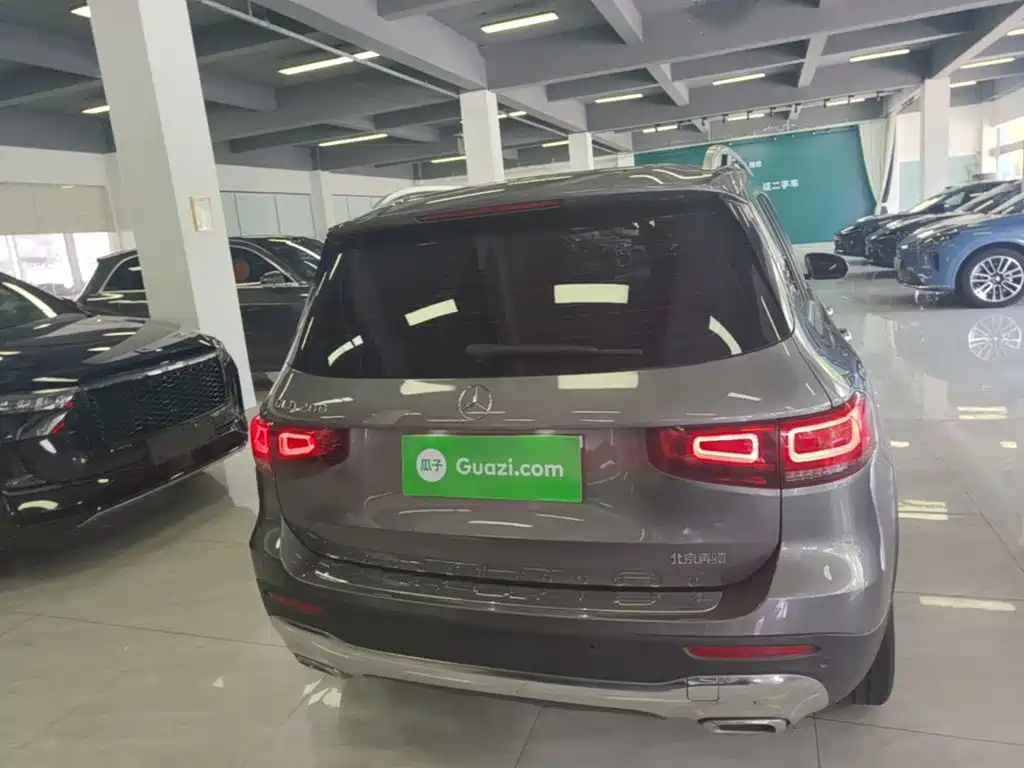 Mercedes-Benz GLB 2021