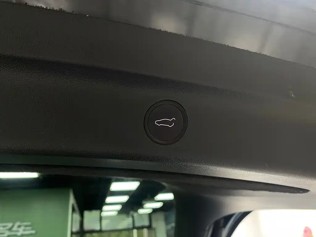 Tesla Model Y 2021 — фото 14