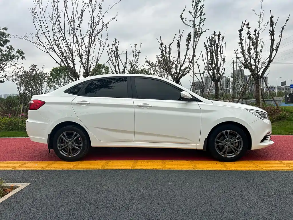 Changan Eado DT 2021 — фото 11
