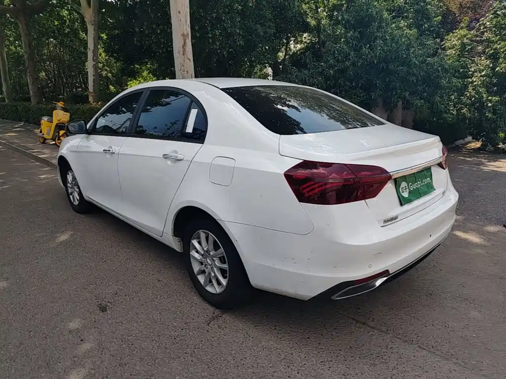 Geely Emgrand 2020