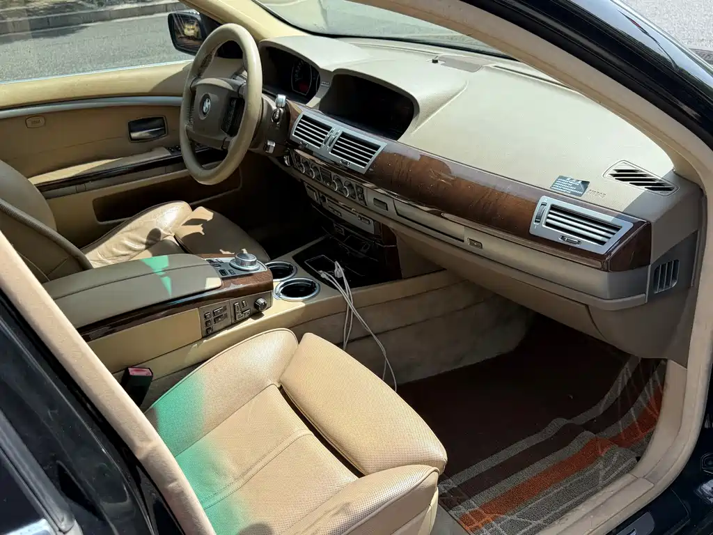 BMW 7 Series 2006 — фото 16