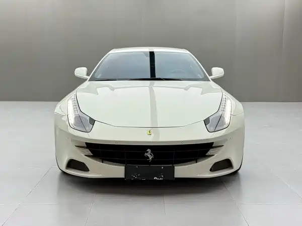 Ferrari FF 2014