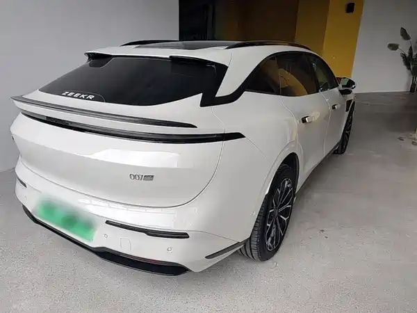 Zeekr 007GT 2025