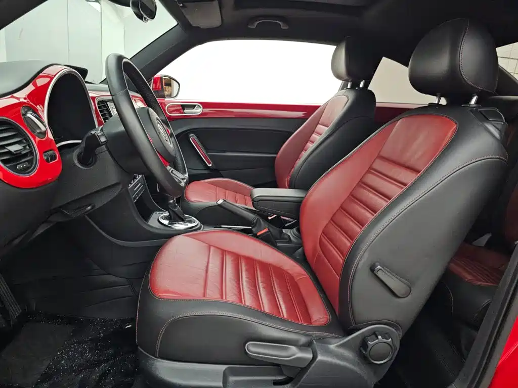 Volkswagen Beetle 2016