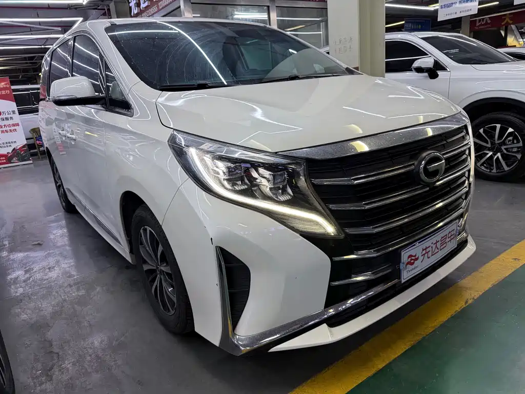 GAC Motor Trumpchi M8 2021 — фото 3