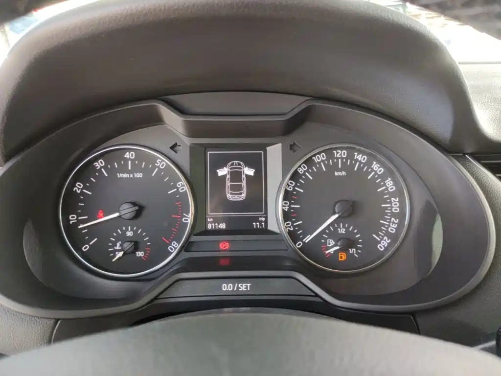 Skoda Octavia 2015 — фото 12