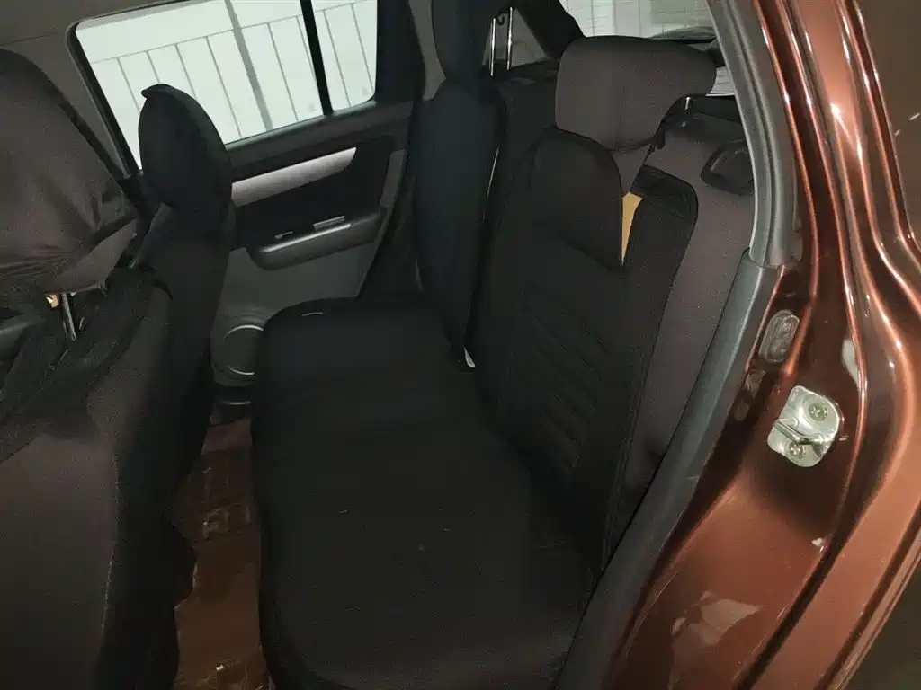 Suzuki Swift 2015 — фото 13