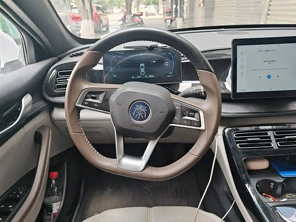 BYD Qin PLUS 2025 — фото 11