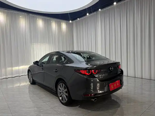 Mazda 3 Axela 2023