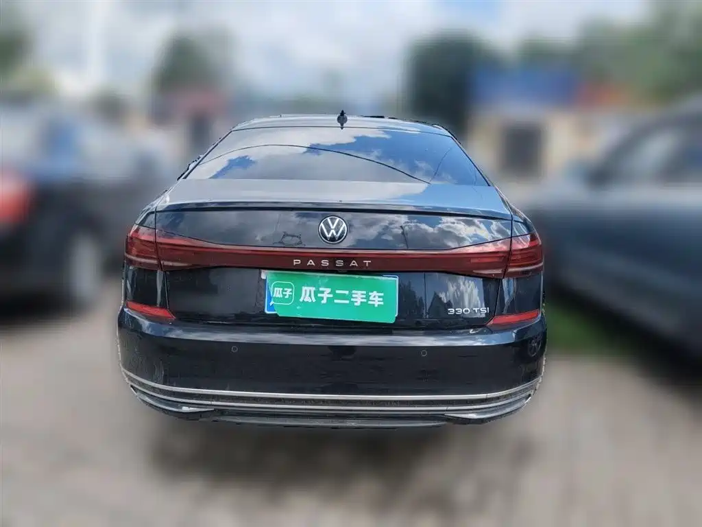 Volkswagen Passat 2022 — фото 3